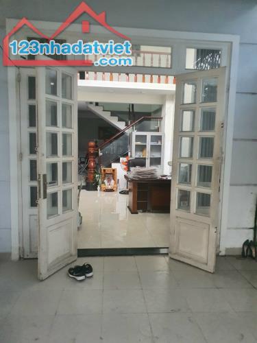 Bán nhà 7,2 tỷ: Đường số 49. 64m2, 3 tầng. Hiệp Bình Chánh, Thủ Đức