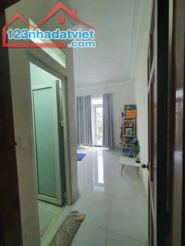 Bán nhà 7,2 tỷ: Đường số 49. 64m2, 3 tầng. Hiệp Bình Chánh, Thủ Đức - 2