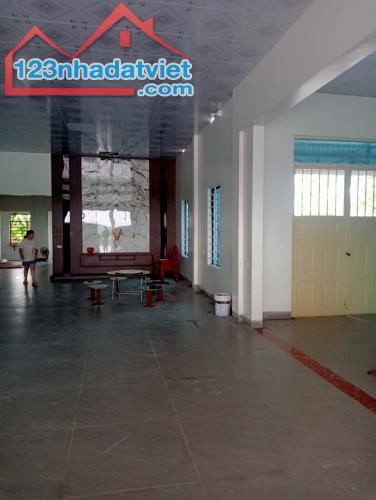 BÁN NHÀ ĐẤT CHÍNH CHỦ 360m2 Full Thổ Cư Lưu Thông Trước Nhà 26m, QL1A Quảng Xương, Thanh - 3