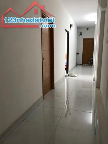 MẶT TIỀN GẦN NGÃ TƯ THỦ ĐỨC, CĂN HỘ DỊCH VỤ 13 PHÒNG, DOANH THU 70TR/THÁNG, CHỈ 25 TỶ.