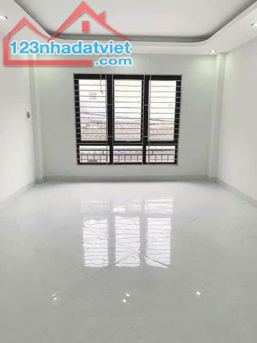 Siêu Phẩm Thụy Hương Chương Mỹ Kinh Doanh Ô Tô Đỗ Cửa Chỉ 2 tỷ - 5