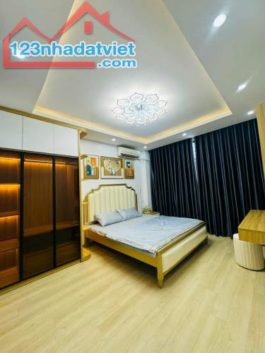 Chủ bán gấp nhà 30m2 full nội thất khu vực Ba Đình - Tây Hồ với giả chỉ nhỉnh 6 tỷ! - 1