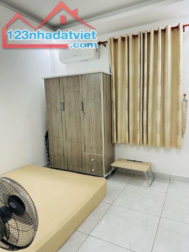 3.95 TỶ - NGUYỄN HỮU CẢNH – 3 TẦNG – NGANG 5M - TẶNG FULL NỘI THẤT - 2