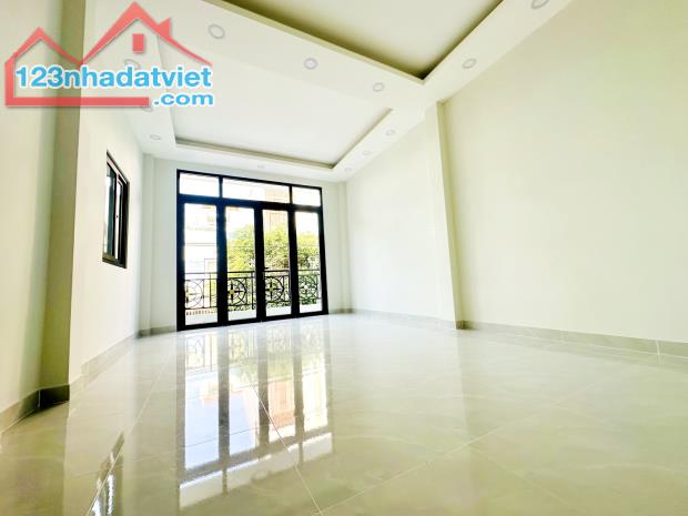 Bán nhà 116m²(5*23) Hẻm 5m thông Âu Dương Lân, 4 Tầng lầu, giá quá tốt - 2