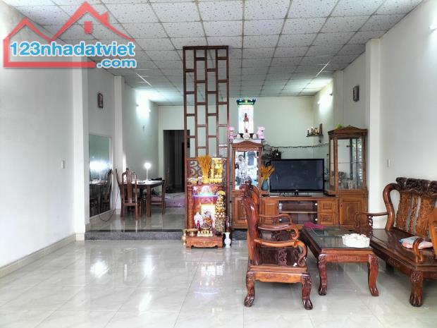 NHÀ NGAY CHỢ BÌNH KỲ, 80m2, 2,25 tỷ thương lượng, ra Khu Nam Hoà Xuân - 1