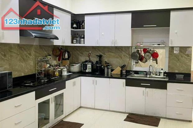 Nhà hẻm 69 Nguyễn Đình Chính, UBND P.15 Phú Nhuận (4.4m x 14m) 4 Tầng - 2