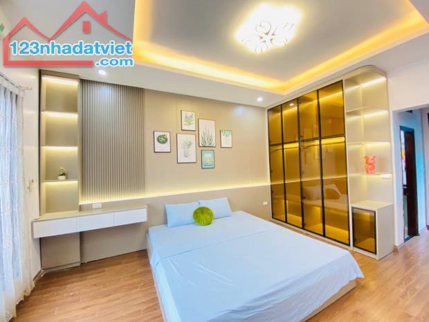 BÁN NHÀ MINH KHAI, DÂN XÂY, 3 THOÁNG, TẶNG NỘI THẤT, SỔ PLO, 65M2, GIÁ 11 TỶ. +) Vị trí: k - 1