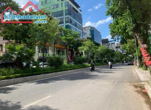 Bán 100m2 ĐẤT, vị trí tam giác vàng Lạc Long Quân, Xuân La, Võ Chí Công