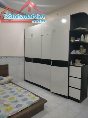 Cần bán nhà 1 Trệt 1 Lầu kiên cố, SHR thổ cư,đường xe hơi,gần Văn Hoa Villa,giá rẻ - 2