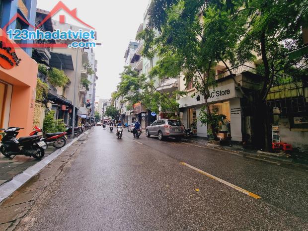 Bán nhà Nguyễn Khánh Toàn 165m2 – MT 9m  – Ô tô vào nhà – 43,5 tỷ .