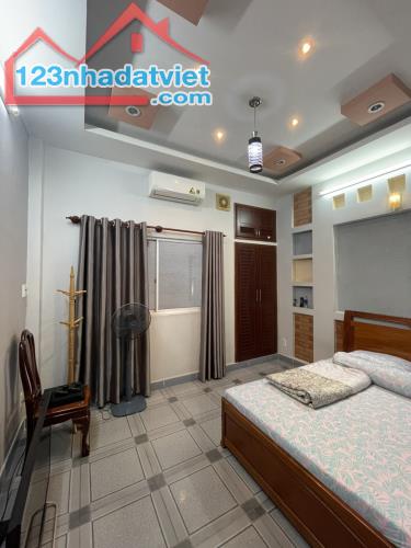 Bán Nhà đường Nguyễn Văn Đậu F5 Bình Thạnh (4x16m) , Trệt 2 Lầu Sân Thượng Giá 9.2 Tỷ - 3