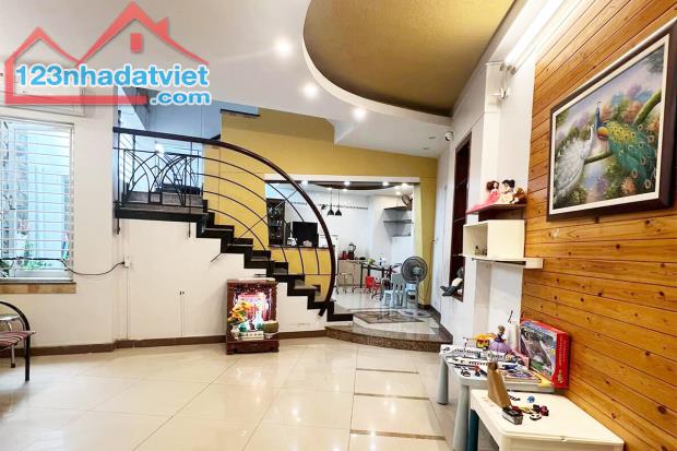 Bán nhà Trần Hữu Trang Phú Nhuận, hẻm xe hơi, 53m² 4 Tầng 5 phòng ngủ - 1