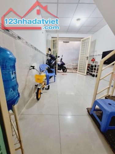 NHÀ ĐẸP NGUYỄN THÁI SƠN - 3T BTCT 23M2 - SÁT HẺM XE TẢI TRÁNH - MỚI Ở NGAY - 1