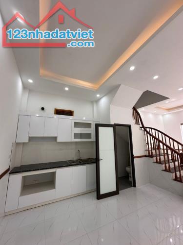 Siêu phẩm lô góc LA Tinh – 4*T 30m2. Ô tô đỗ cách 10m , 5p ra KDT đô nghĩa , giá chỉ 3tỷ15 - 2