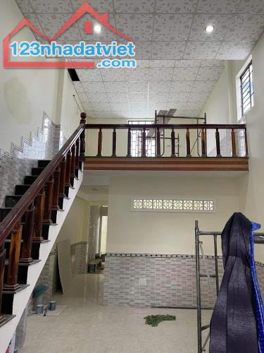 NHÀ ĐÀ SƠN - 100M2 - C3 - Ô TÔ TẬN NHÀ - GẦN ĐẠI HỌC DUY TÂN - NHỈNH 2 TỶ - 1