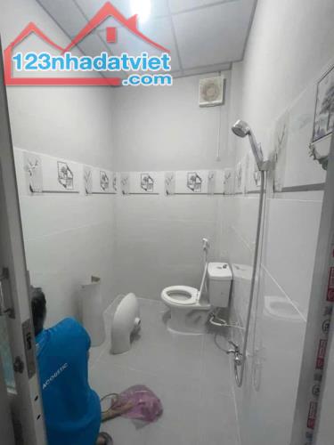 Cần Bán Căn Nhà Tại Tân Hiệp, Hóc Môn, Tp HCM 59.2m2 620tr SHR. Vị Trí:ĐƯờng Tân HIệp 4 ,G - 5