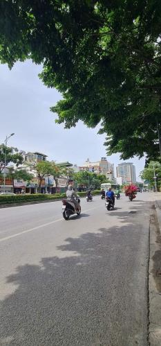 Nhà Mặt Phố Nguyễn Văn Cừ, Diện tích 84m², Mặt Tiền 5.1m. Kinh Doanh Ngày Đêm. Giá SALE - 2