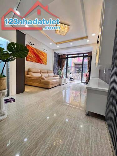 CHỦ GỬI CẦN BÁN GẤP NHÀ HẺM ÔTÔ 5m 60m²-3tỷ050 Đường Lê Văn Chí, Quận Thủ Đức - 1