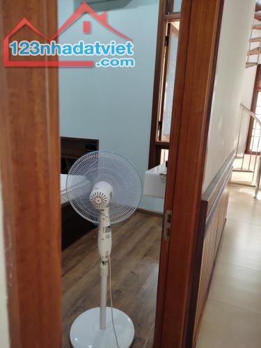 NHÀ KINH DOANH ĐƯỜNG HỒ NGHINH, 155m2, 3 tầng, dòng tiền hơn 50 triệu/ tháng - 1