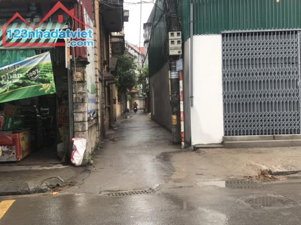 Bán Đất Thổ Cư Giang Xá - TT Trạm Trôi, 31m2, ngõ thông gần đường 422 chỉ 60m oto tránh