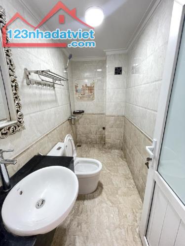 BÁN NHÀ ĐẸP PHỐ TRƯƠNG ĐỊNH, 50M2, 4 TẦNG, MT 4.3M. GIÁ 7.95 TỶ - 4