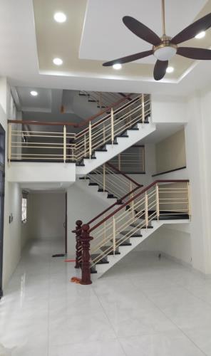 Nhà MT Lô góc Nở hậu chợ Thạnh Xuân 21 Q12, 83m2, 1 lửng, 2 lầu, 4PN, 4.5x18m, Đ.8m chỉ - 1