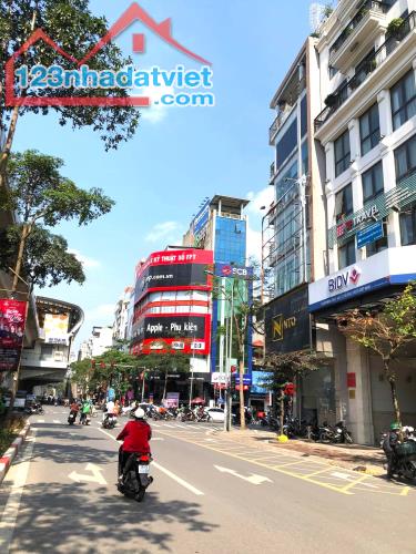 Bán tòa Building 410m2 Đống Đa, Mặt tiền 20m độc tôn