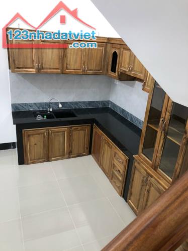 Bán nhà 1 trệt 1 lầu đường xe tải, Tân Vạn, Biên Hòa, 64m2, giá 2 tỷ 800. - 2