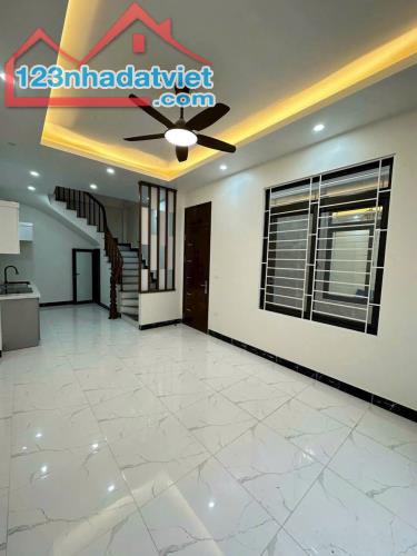 Bán Nhà Mới Siêu Đẹp,Siêu Sang Ở Ngô Quyền,Hà Đông,Ô Tô Lùi Tận Cửa.Giá 7.9Tỷ CóTL - 1