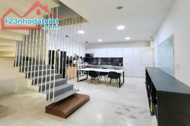 Bán nhà hẻm 9m, Đường Số 26, Tân Bình, 96 m², 9m x 10.6m, 2 tầng - 1