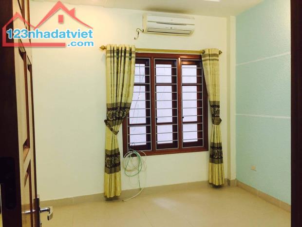 Bán nhà ngõ 68 Cầu Giấy, DT 40m, 4 tầng, MT 4m, giá 7.3 tỷ. - 1