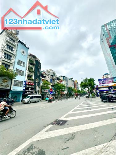 ⚜️ Bán Nhà Mặt phố Tây Sơn, Đống Đa 88m2 7T Thang máy MT 4.5m, Chỉ 38 Tỷ ⚜️