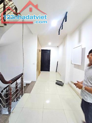 Bán Nhà Mặt phố Thái Hà 140m2, Phố Vip 2 mặt ngõ - 1