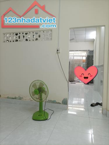 BÁN NHÀ CHÍNH CHỦ 41M2 TÔN ĐẢN QUẬN 4 - NHỈNH 3 TỶ TL. - 3