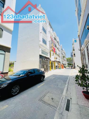 Bán Đất Hồ Văn Long Bình Tân 5x11 Khu Nhà Siêu Đẹp HXH 7m Giá Tốt 4.3 Tỷ LH: 0813123205