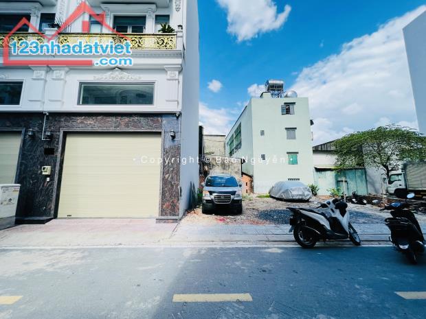 Bán Đất Hồ Văn Long Bình Tân 5x11 Khu Nhà Siêu Đẹp HXH 7m Giá Tốt 4.3 Tỷ LH: 0813123205 - 2