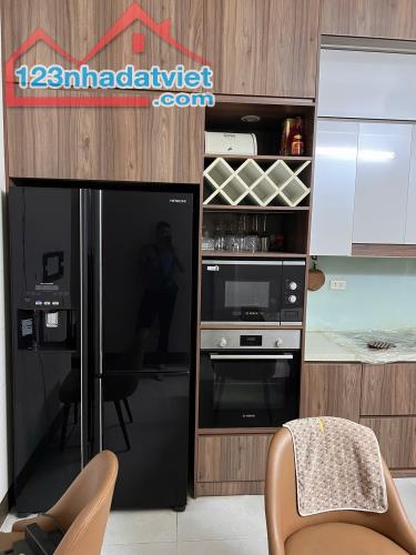 Bán nhà mặt phố Nguyễn Du, diện tích 80m2, 55.5 tỷ, vỉa hè rộng, đường ô tô 2 chiều, kinh - 2