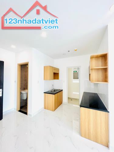 🏡 Chung cư 2 PN sát quận 7 - Nội thất cơ bản ạ - 1