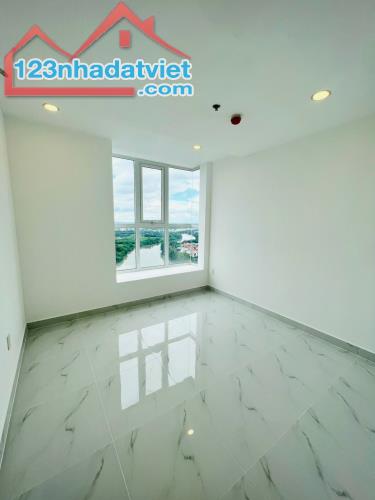 🏡 Chung cư 2 PN sát quận 7 - Nội thất cơ bản ạ - 3