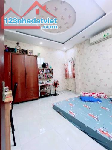 Mặt tiền kinh doanh Phạm Thế Hiển 4x18 đúc 4 tầng Mới chỉ 16 tỷ - 2