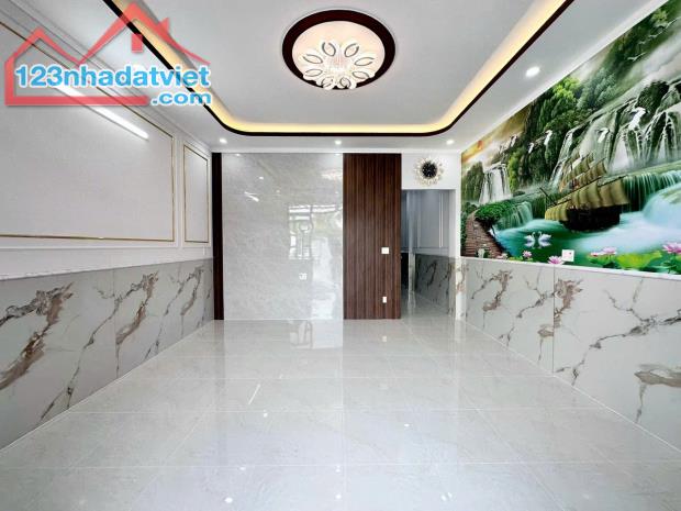 Nhà sân vườn 200m2 chỉ có 3,65 tỷ, SHR full thổ cư, đường xe tải vào tận cửa (P.Tân Phong) - 1