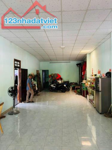 🏩 Bán nhà sát biển mt Hồ Tùng Mậu, 81m2, 5.x tỷ tl