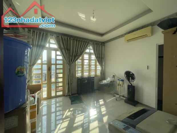 Chủ gửi bán nhà Mặt Tiền Đường số, Kế Bên Bênh Viên Lê Văn Thịnh, Quận 2 - 61m2 nhỉnh 6 tỷ - 3