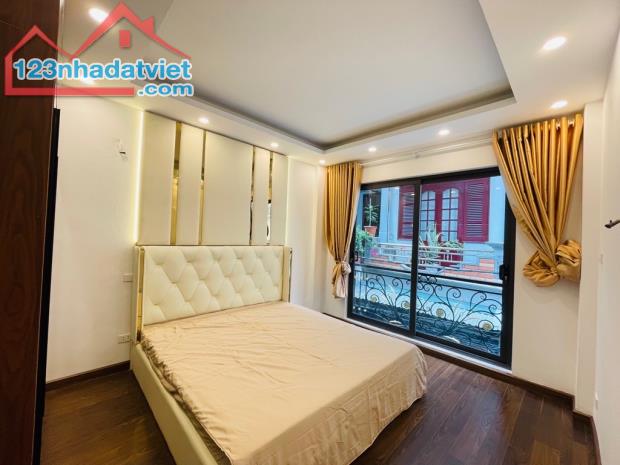 Bán nhà Mỗ Lao, đầu phố Vũ Trọng Khánh, ô tô đỗ cửa, DT 40m2. Giá 8 tỷ. - 2