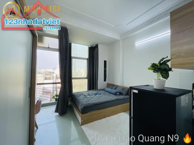 Căn hộ siêu đẹp, Ban công cửa sổ tại CMT8, Quận 10 - Full nội thất - 2