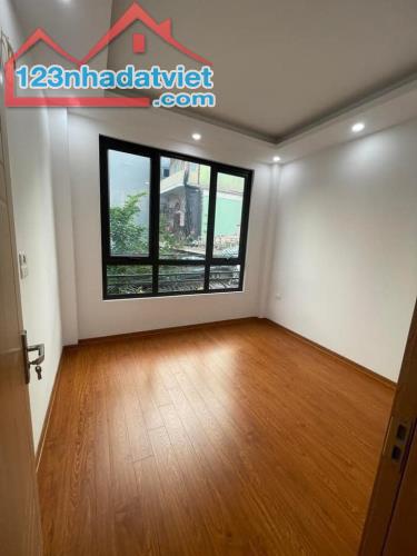 Nhà kinh doanh quang tiến - 70m2 - 5 tầng- lô góc- ở luôn- chỉ 6.4 tỷ-vuông vắn- ở sướng