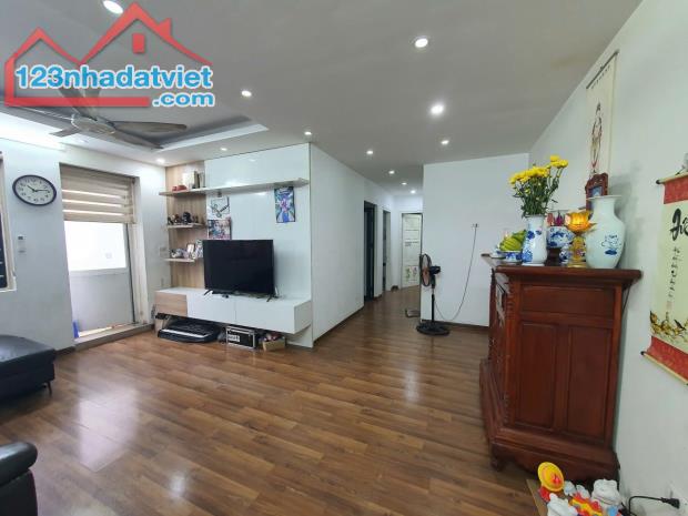 Cần bán gấp căn góc chung cư 3 ngủ KĐT RESCO Phạm Văn Đồng 101m2, nhỉnh 4 tỷ - 1