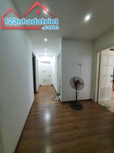 Cần bán gấp căn góc chung cư 3 ngủ KĐT RESCO Phạm Văn Đồng 101m2, nhỉnh 4 tỷ - 5
