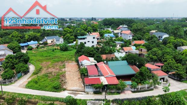 chủ bán 200m2 view đồng thoáng mát ở  Đông sơn