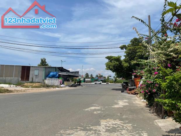 🏅 Cần bán lô góc 2 mặt tiền Nguyễn Văn Linh KDC Phú Tài Thành Phố Phan Thiết